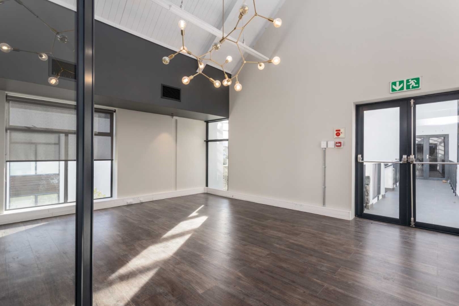 To Let Commercial Property for Rent in Val De Vie Estate Western Cape